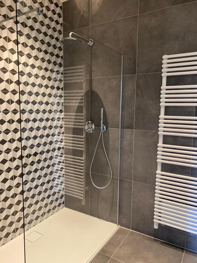 Petit-Roannay Hotel Ставело Екстериор снимка