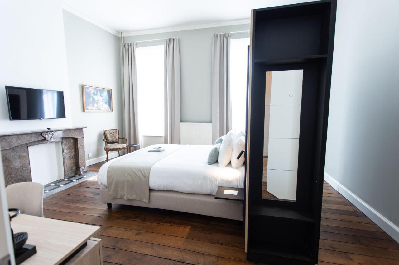 Petit-Roannay Hotel Ставело Екстериор снимка