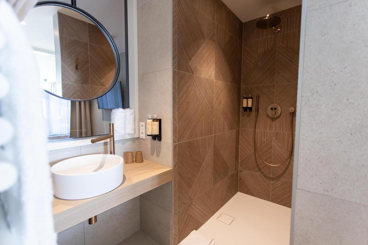 Petit-Roannay Hotel Ставело Екстериор снимка