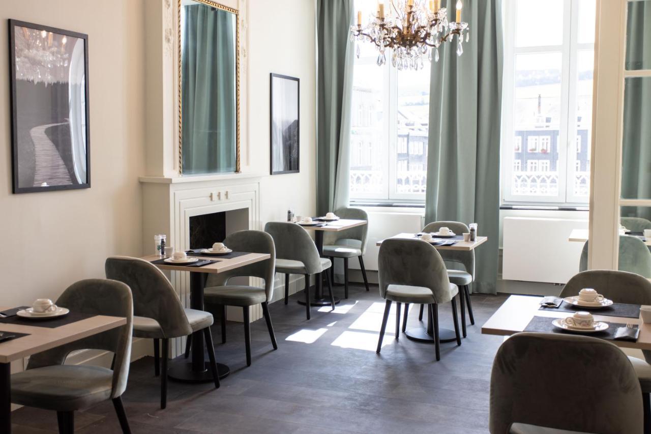 Petit-Roannay Hotel Ставело Екстериор снимка