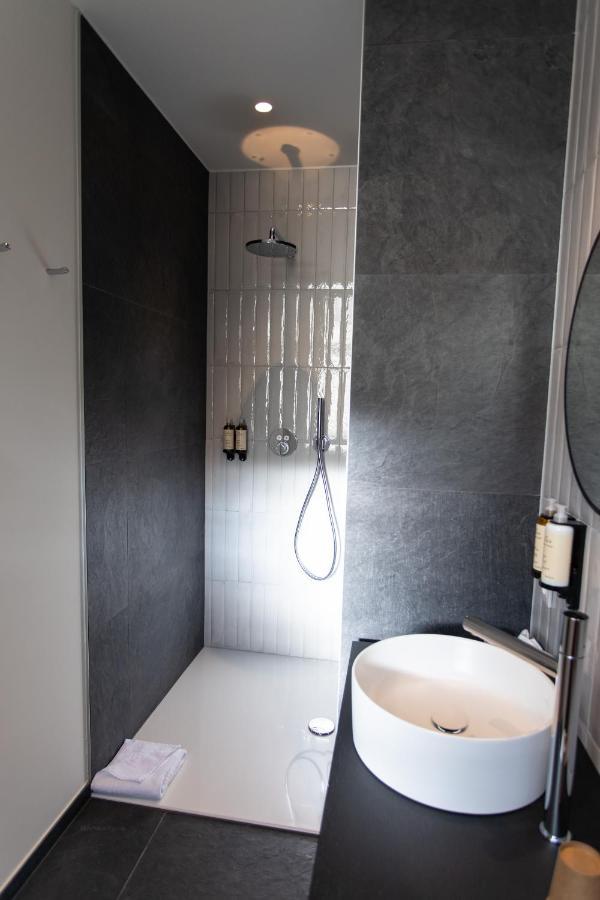 Petit-Roannay Hotel Ставело Екстериор снимка