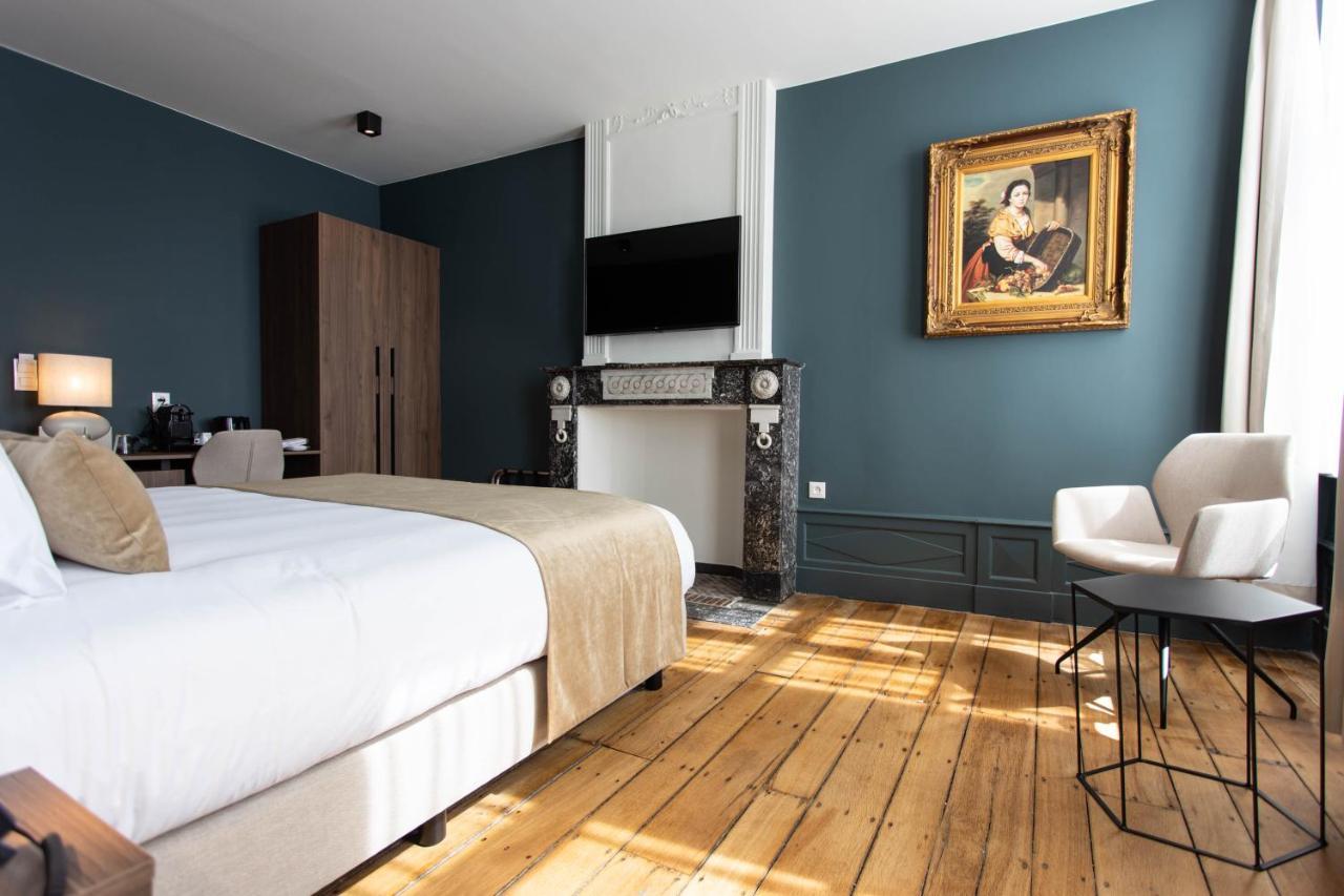 Petit-Roannay Hotel Ставело Екстериор снимка