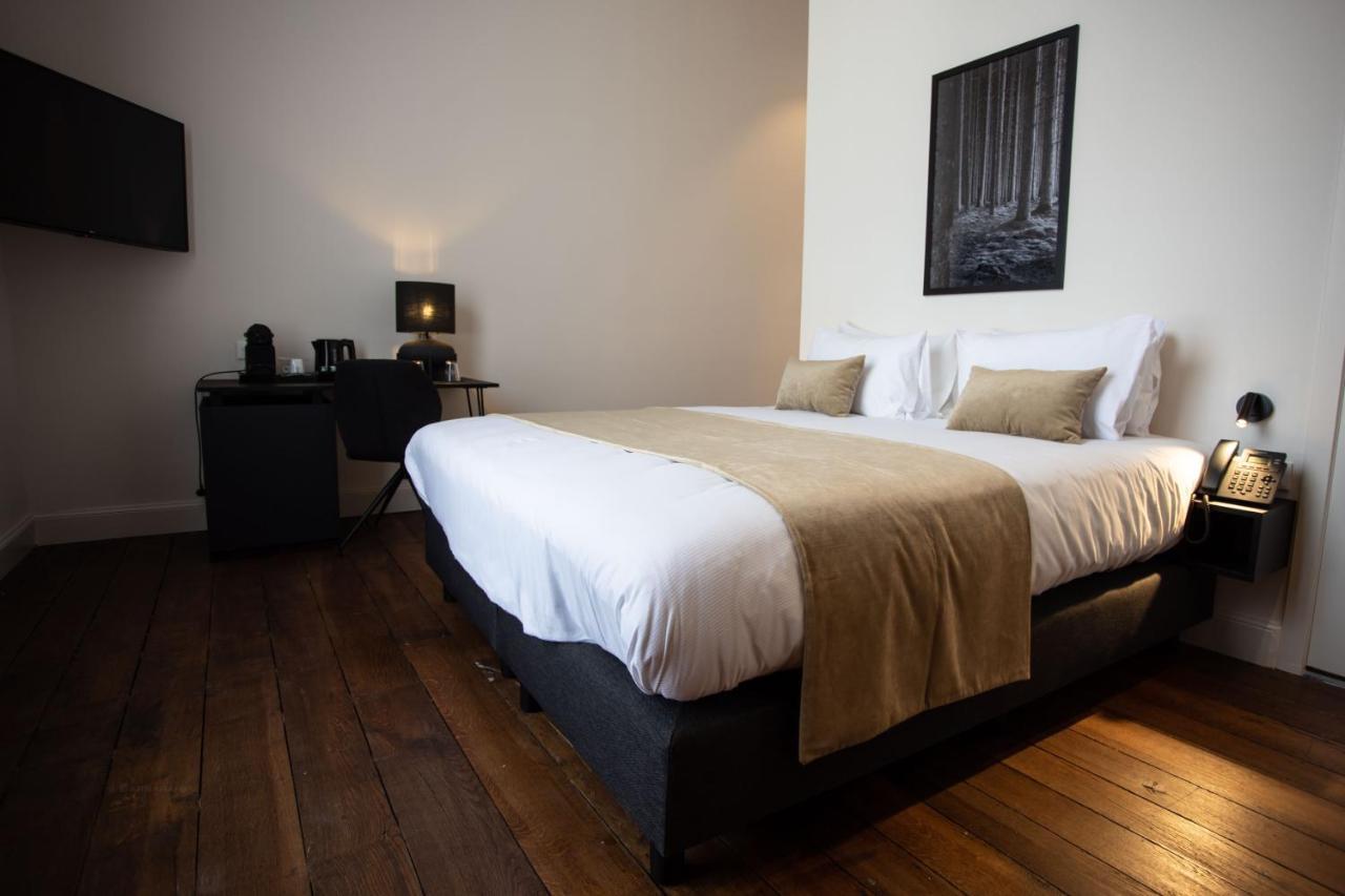 Petit-Roannay Hotel Ставело Екстериор снимка